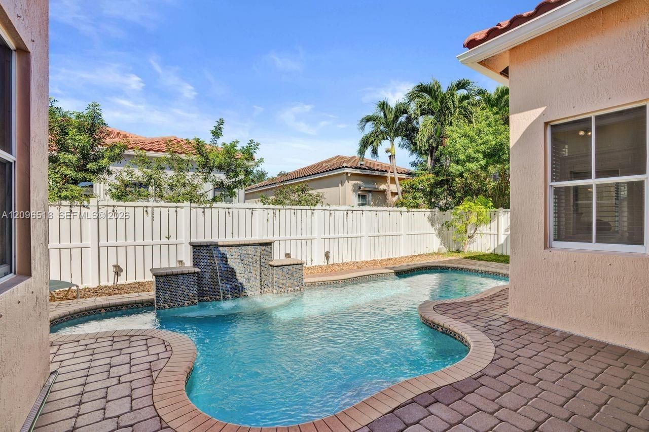 3650 SW 161st Ter, Miramar, FL 33027 Photo