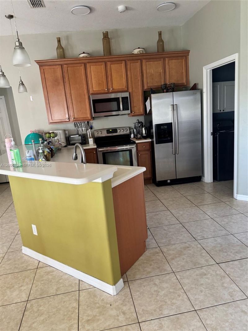 1058 SW Calmar Ave , Port Saint Lucie, FL 34953 Photo