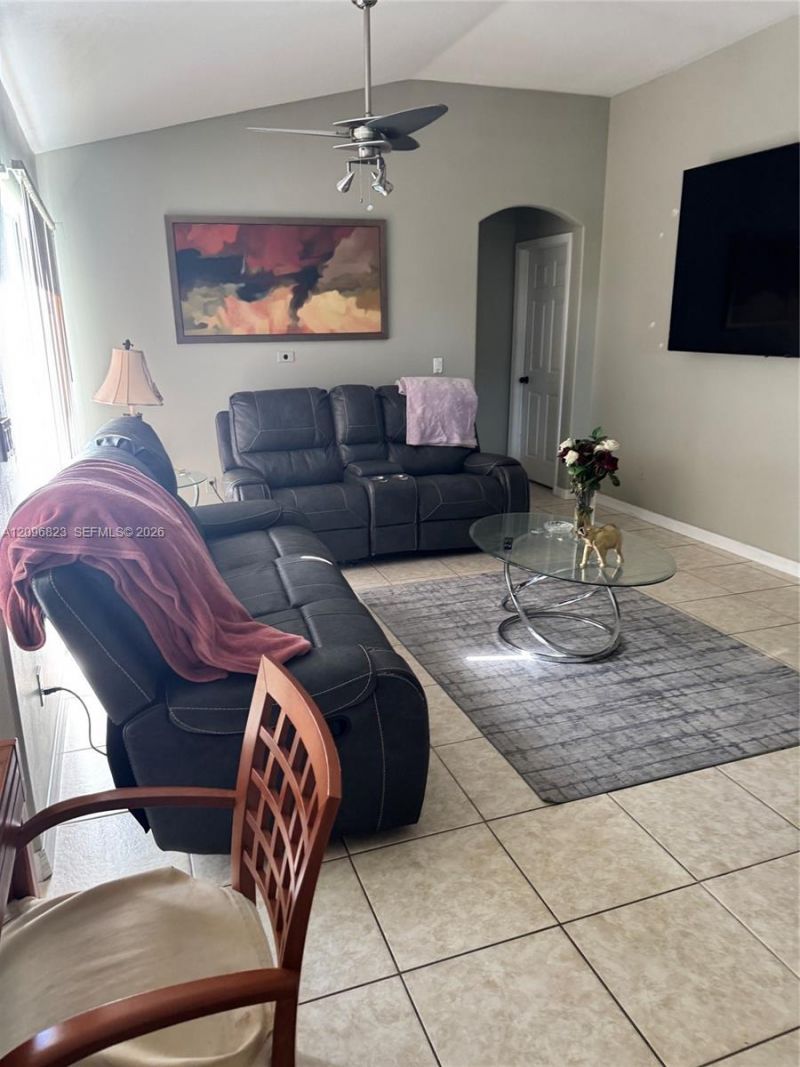 1058 SW Calmar Ave , Port Saint Lucie, FL 34953 Photo
