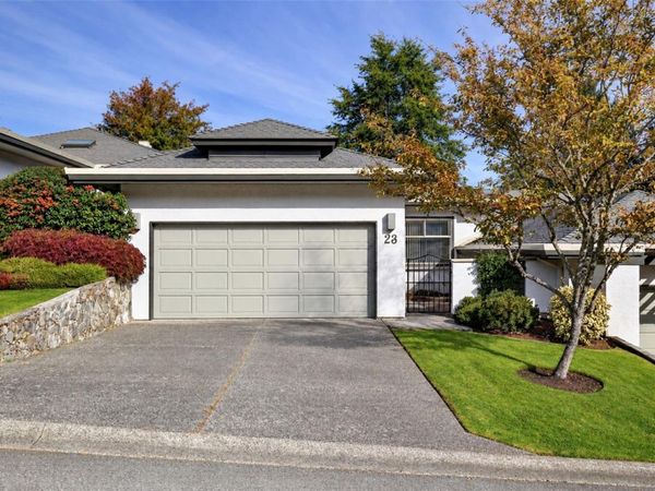 4360 Emily Carr Dr, Unit #23, Saanich, BC V8X 4Y4