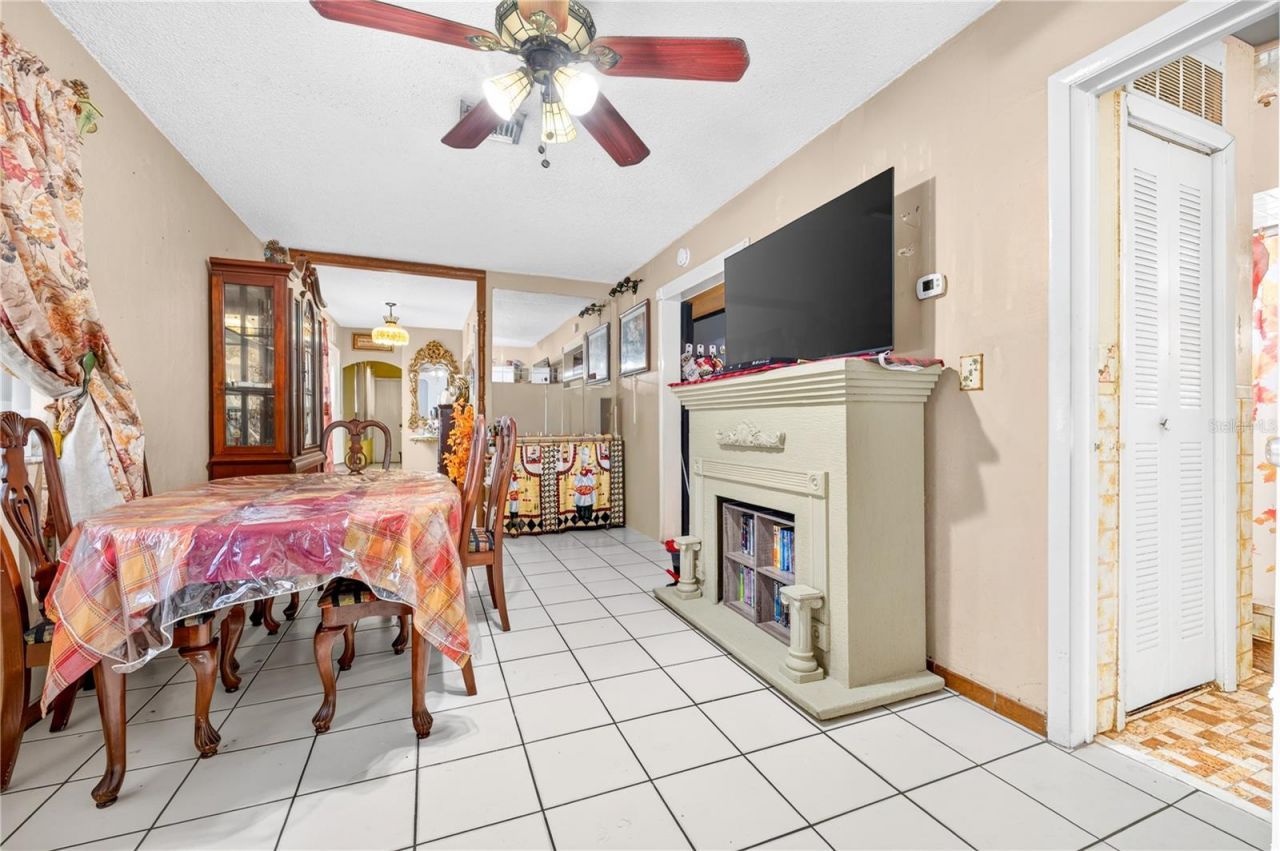 500 E 40th Street , Hialeah, FL 33013 Photo