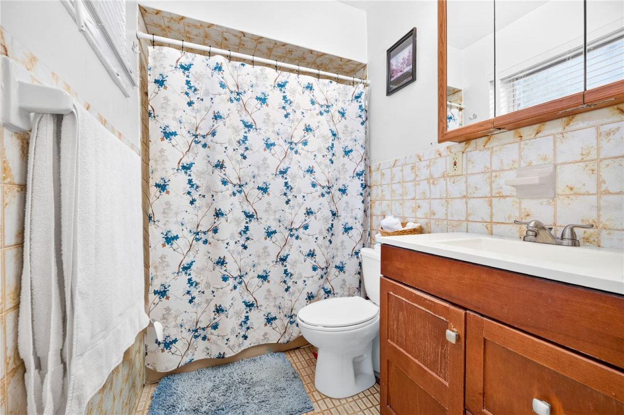 500 E 40th Street , Hialeah, FL 33013 Photo