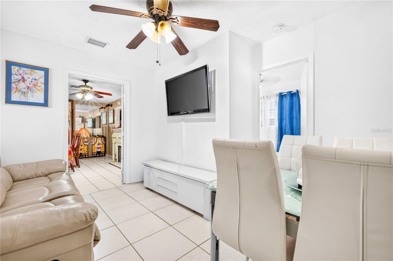 500 E 40th Street , Hialeah, FL 33013 Photo