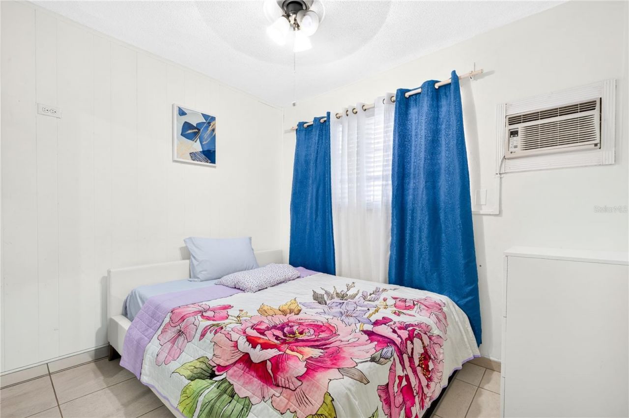 500 E 40th Street , Hialeah, FL 33013 Photo