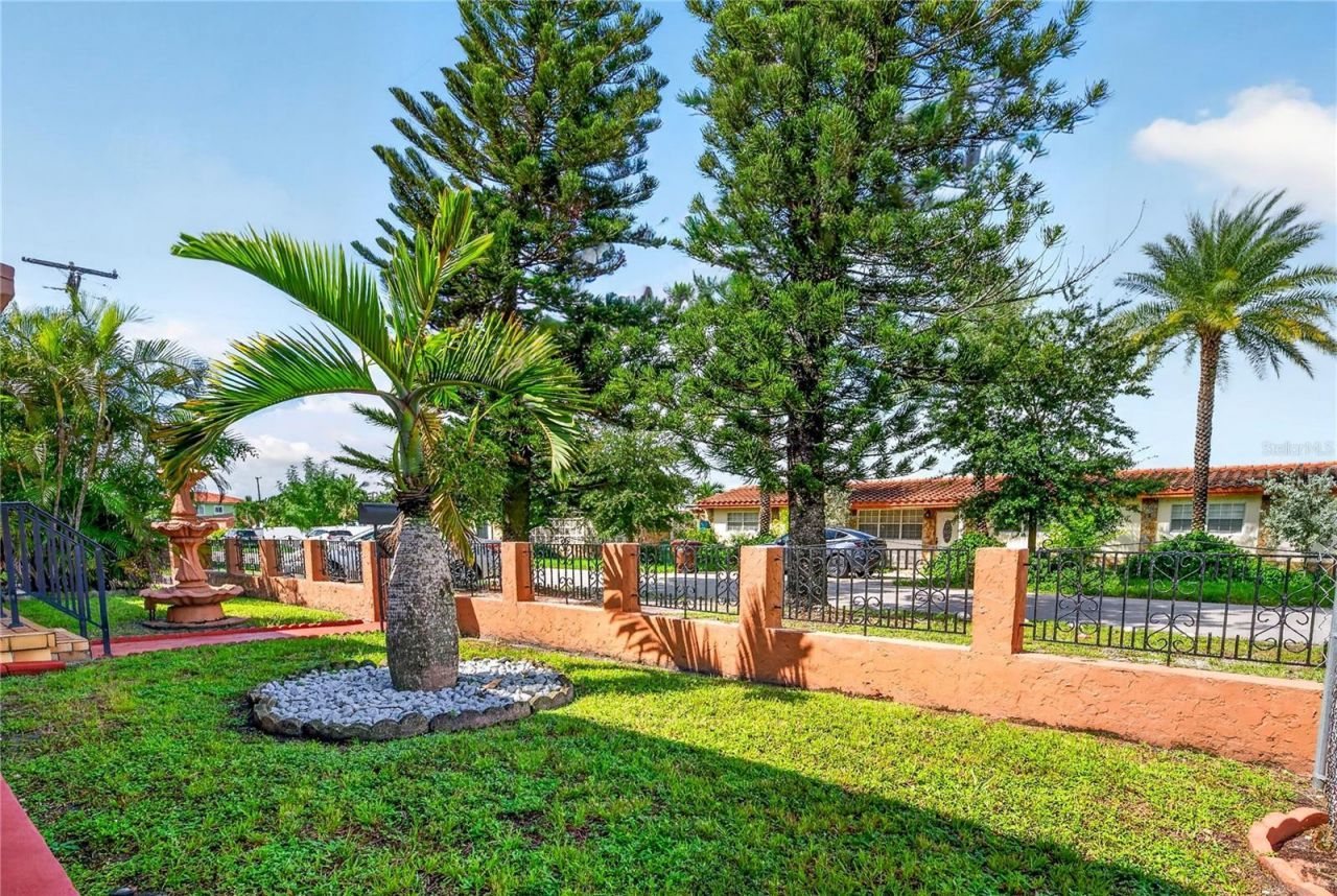 500 E 40th Street , Hialeah, FL 33013 Photo