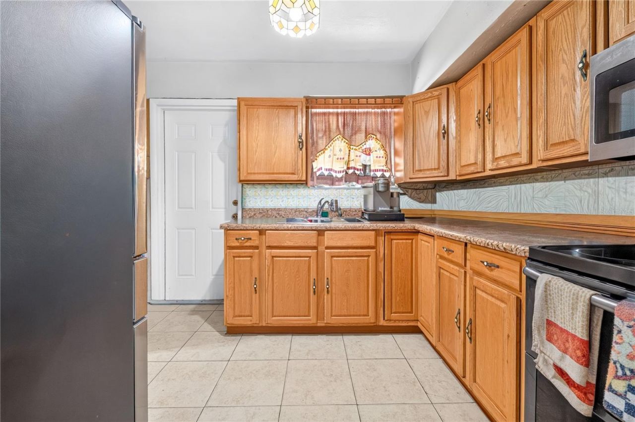 500 E 40th Street , Hialeah, FL 33013 Photo