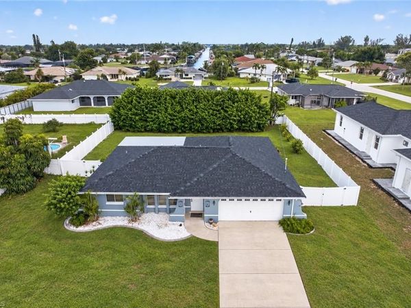 1523 SE 20th PL, CAPE CORAL, FL 33990