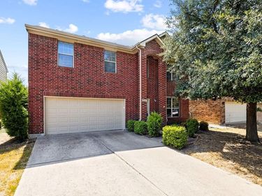 5012 Meridian Lane, Fort Worth, TX 76244