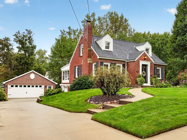 1238 Creston Avenue, Des Moines, IA 50315