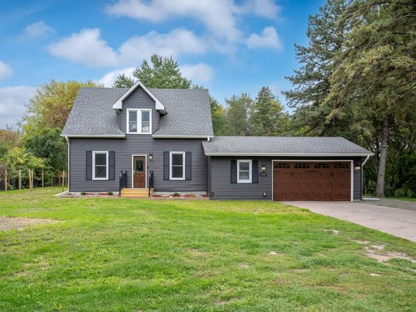 29860 Lofton Avenue, Chisago City, MN 55013