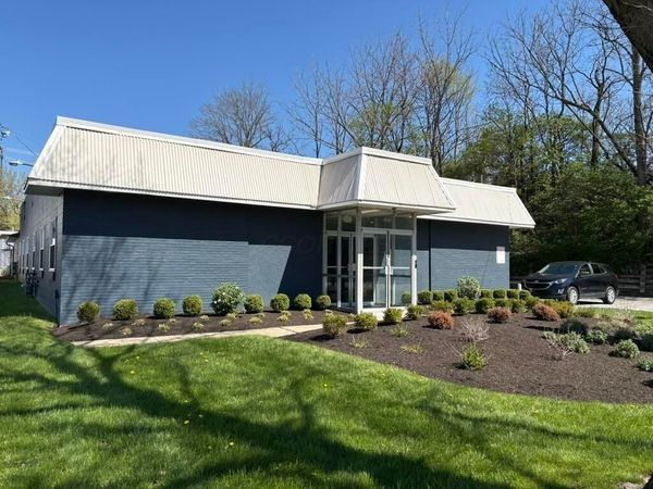 1830 E Broad Street , Columbus, OH 43203