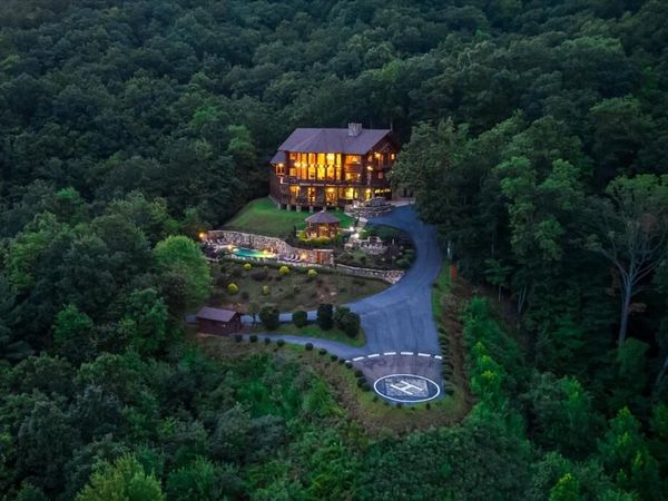 373 Rising Star Lane, Mineral Bluff, GA 30559