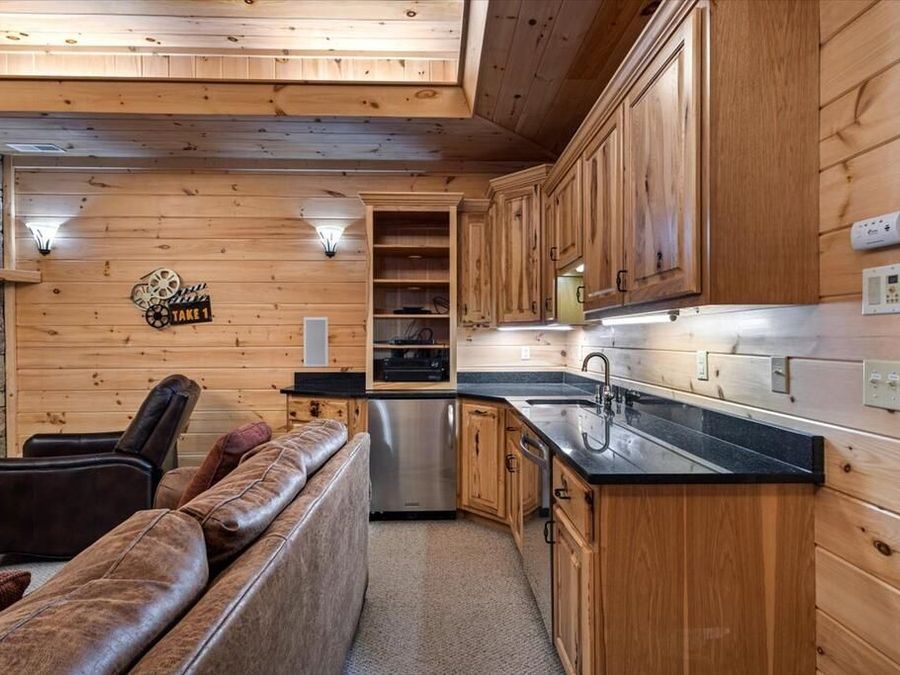 Property Image 103
