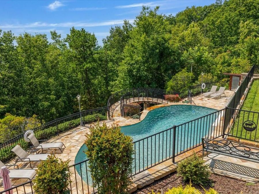Property Image 36