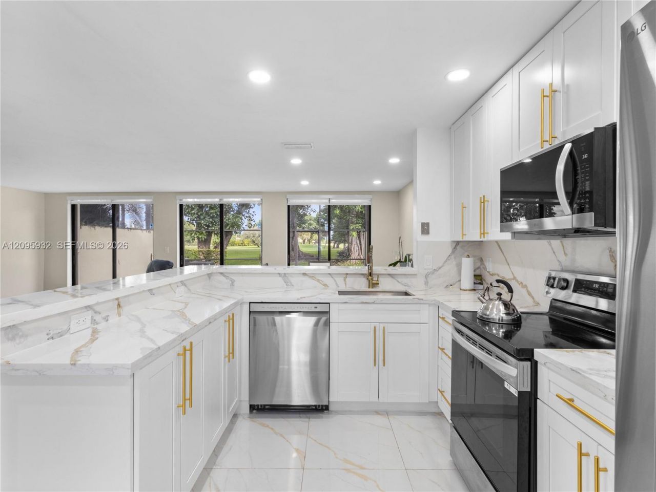 3325 Torremolinos Ave , Unit C-44, Doral, FL 33178 Photo