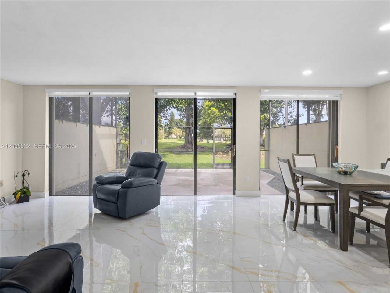 3325 Torremolinos Ave , Unit C-44, Doral, FL 33178 Photo
