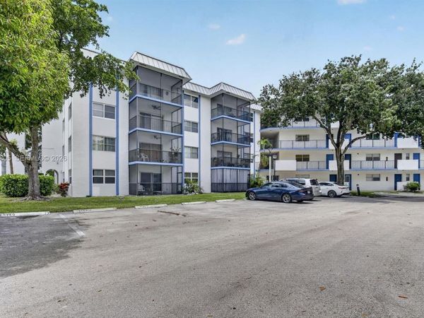 6001 N Falls Cir Dr , Unit 105, Lauderhill, FL 33319