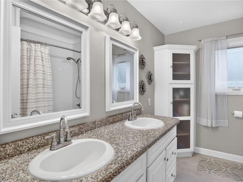 9083 Terrace Park Drive, Mentor, OH 44060 Photo 17
