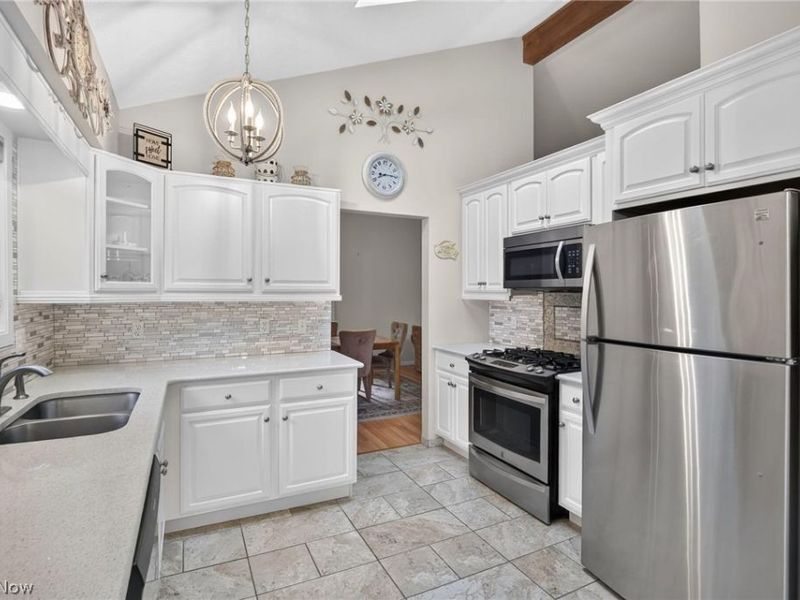 9083 Terrace Park Drive, Mentor, OH 44060 Photo 3