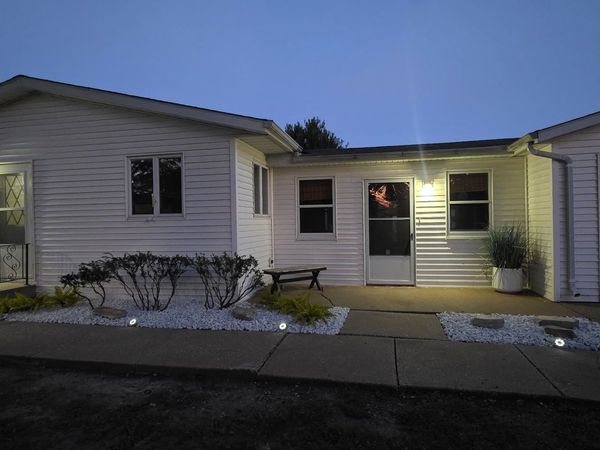235 SE 3rd Street, Woodhull, IL 61490