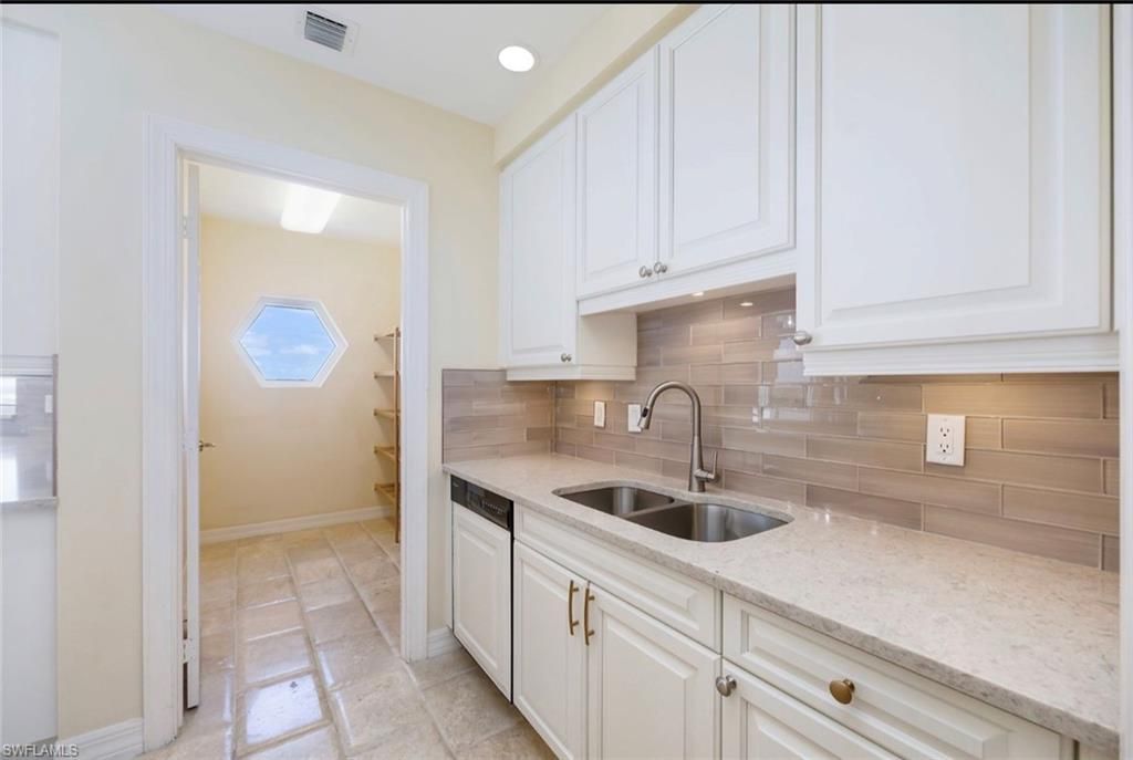 7575 Pelican Bay Blvd , Unit 1808, Naples, FL 34108 Photo