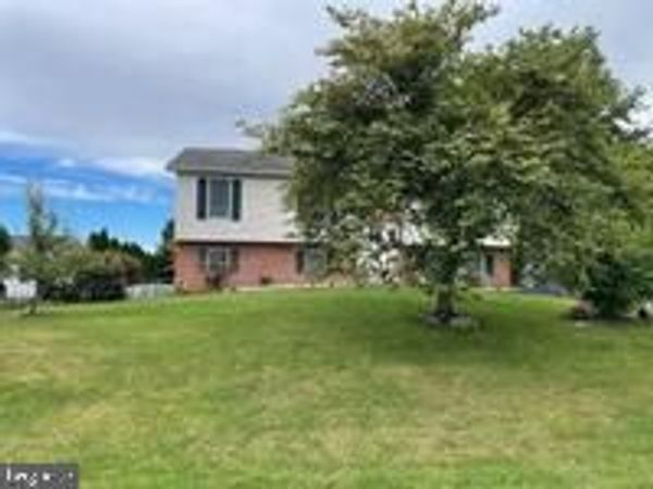 272 PATTISON DRIVE DRIVE, SHIPPENSBURG, PA 17257