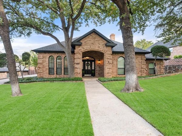 4909 Rockford Court, Arlington, TX 76017