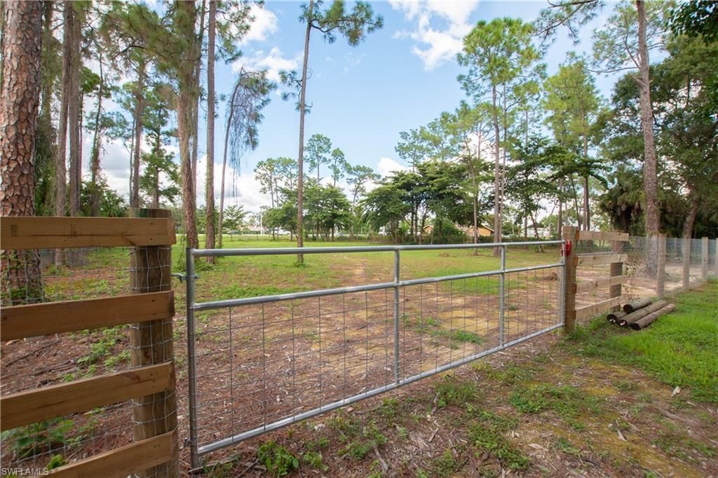 3271 7th Ave Nw, Naples, FL 34120 Photo