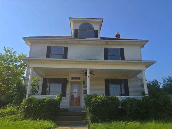 77 North Street , Logan, OH 43138