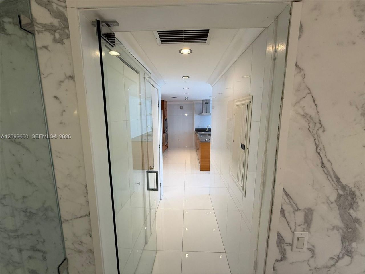 485 Brickell Ave , Unit 3303, Miami, FL 33131 Photo