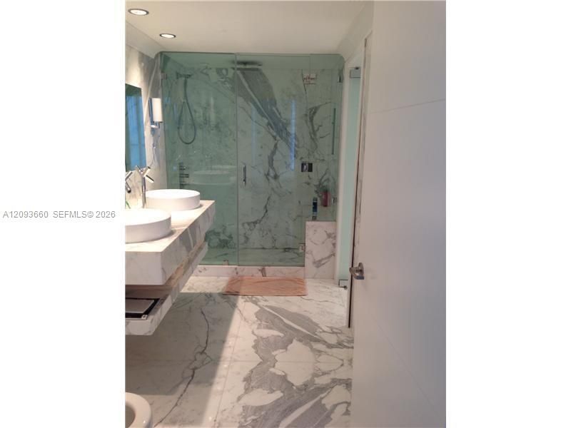 485 Brickell Ave , Unit 3303, Miami, FL 33131 Photo