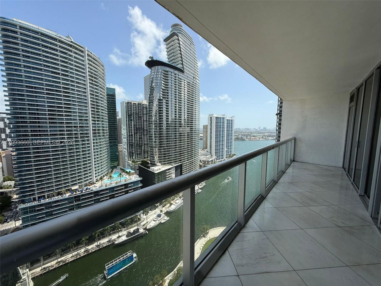 485 Brickell Ave , Unit 3303, Miami, FL 33131 Photo