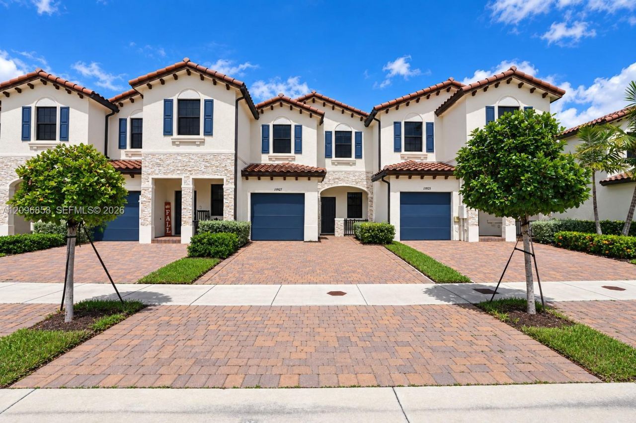 11927 SW 247th Ter, Homestead, FL 33032 Photo
