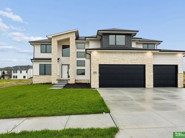 21901 Buchanan Parkway, Gretna, NE 68028