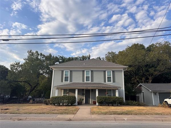 210 W Spring Street , Weatherford, TX 76086