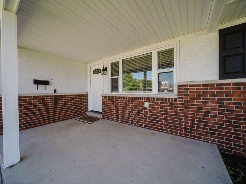 2699 Eugene Avenue, Grove City, OH 43123 Photo 3