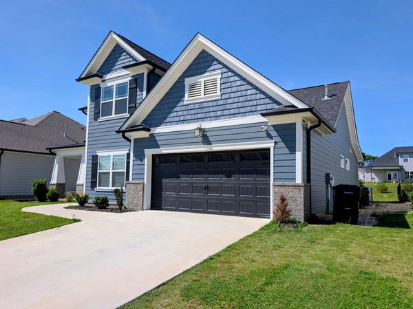 8821 Knolling Loop, Ooltewah, TN 37363