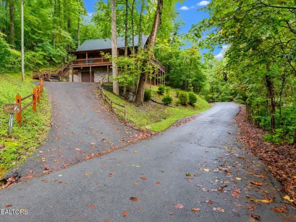 3711 Ginseng Way , Sevierville, TN 37862