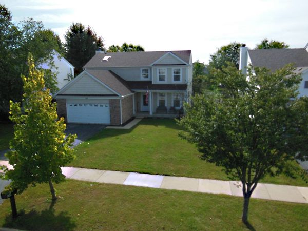 688 Stewart Avenue, North Aurora, IL 60542