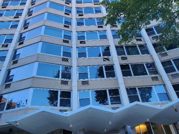 555 W Cornelia Avenue , Unit 1301, Chicago, IL 60657