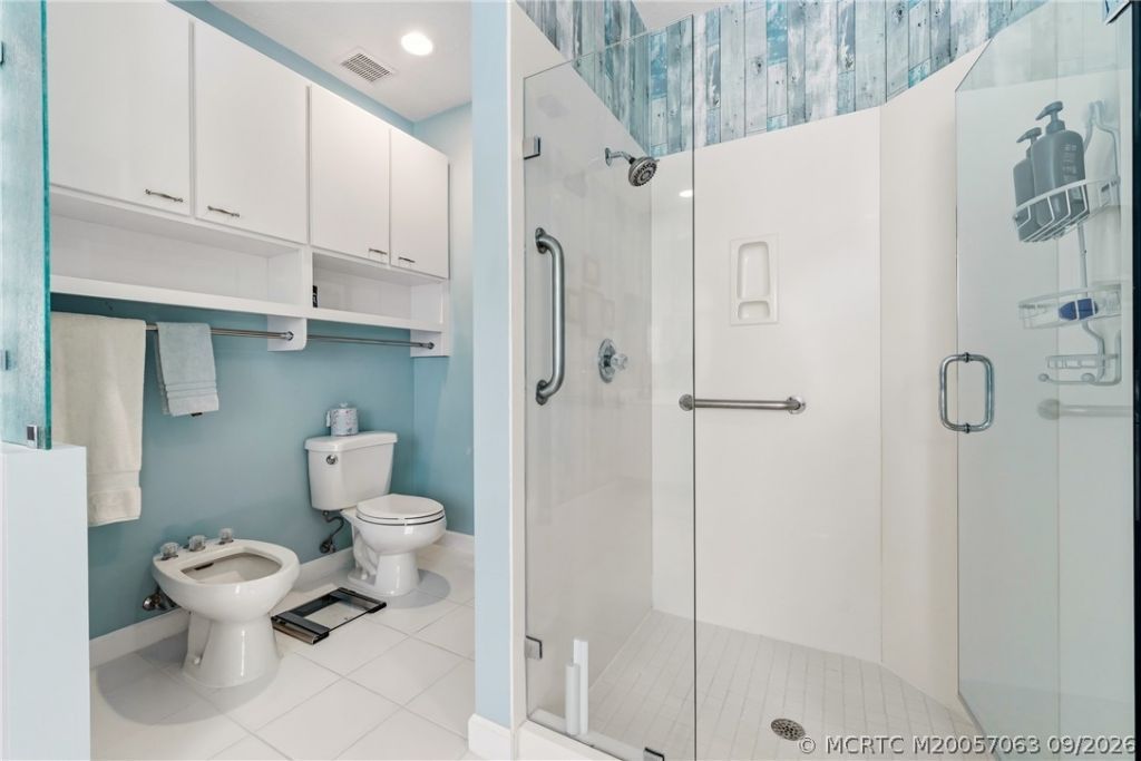3663 SE Cambridge Drive , Stuart, FL 34997 Photo