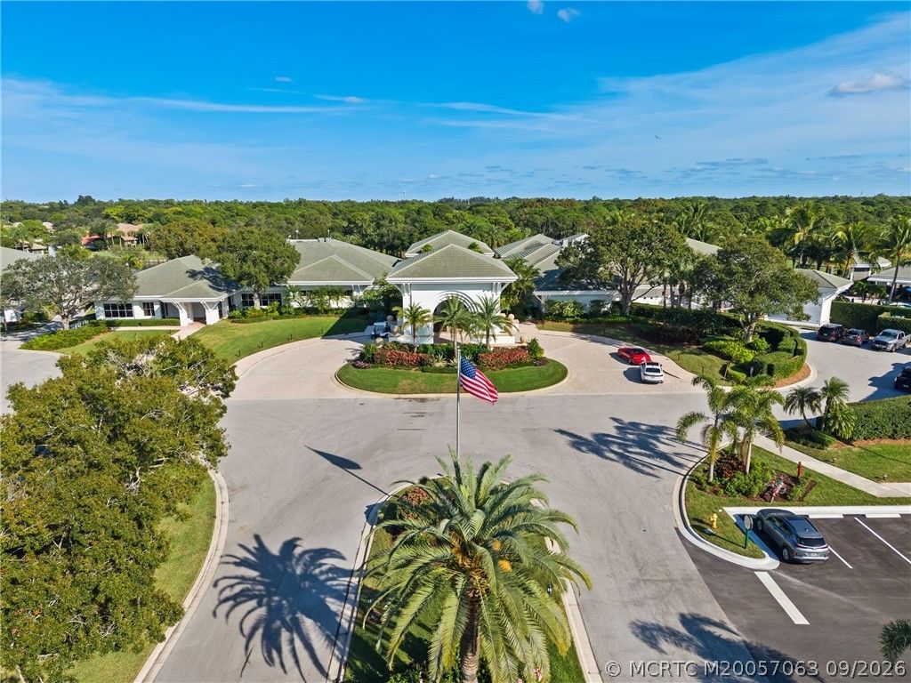3663 SE Cambridge Drive , Stuart, FL 34997 Photo