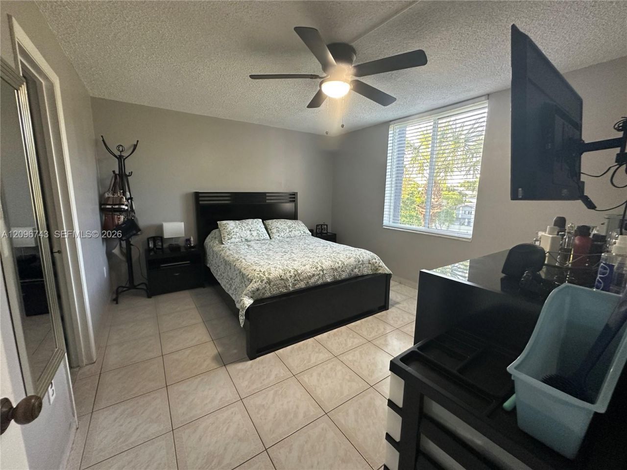 10000 NW 80th Ct , Unit 2424, Hialeah Gardens, FL 33016 Photo