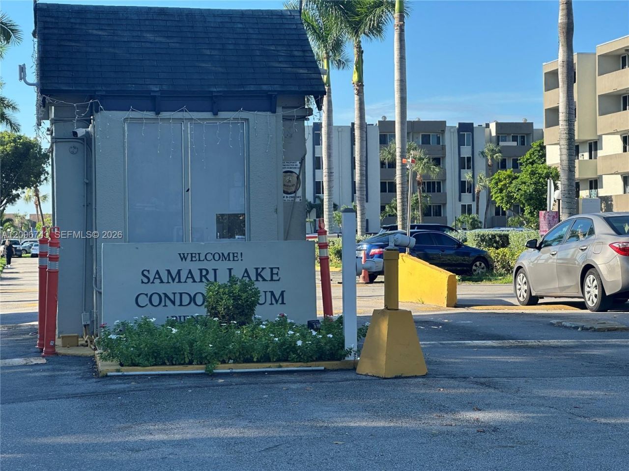 10000 NW 80th Ct , Unit 2424, Hialeah Gardens, FL 33016 Photo