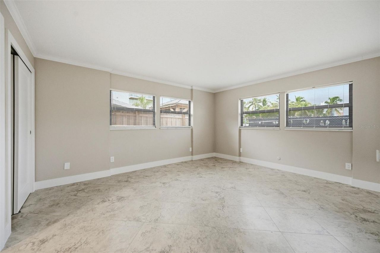 171 Golden Gate Point, Sarasota, FL 34236 Photo
