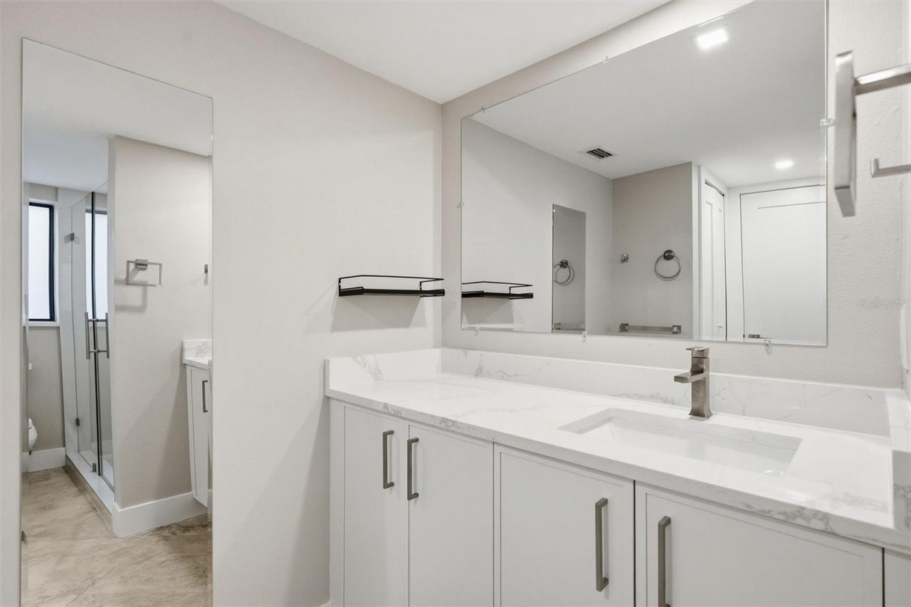 171 Golden Gate Point, Sarasota, FL 34236 Photo