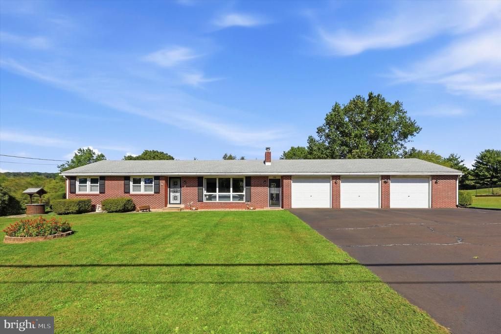 2120 BRANCH ROAD, PERKASIE, PA 18944