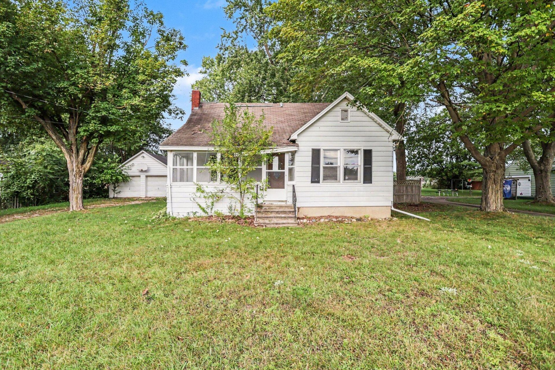 7902 Lovers Lane, Portage, MI 49002 Main Photo
