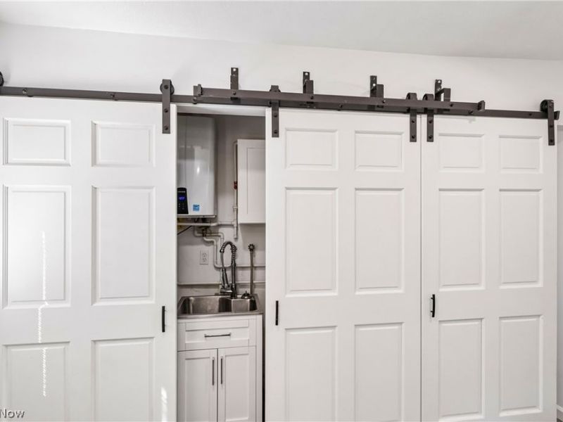 295 Best Drive, Berea, OH 44017 Photo 16