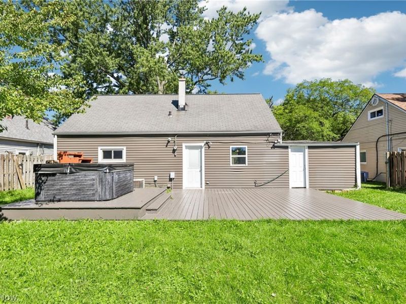 295 Best Drive, Berea, OH 44017 Photo 5